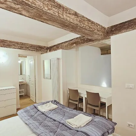 Eleganza E Convivialita In Centro, Vista Duomo Per Gruppi E Famiglie Firenze