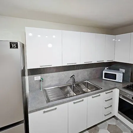 Appartement Eleganza E Convivialita In Centro, Vista Duomo Per Gruppi E Famiglie *