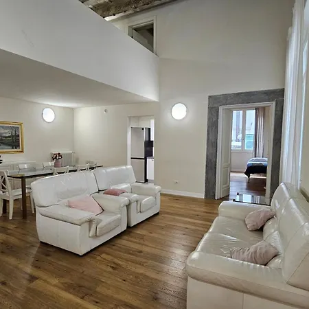 Eleganza E Convivialita In Centro, Vista Duomo Per Gruppi E Famiglie