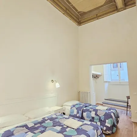 Eleganza E Convivialita In Centro, Vista Duomo Per Gruppi E Famiglie Apartman *
